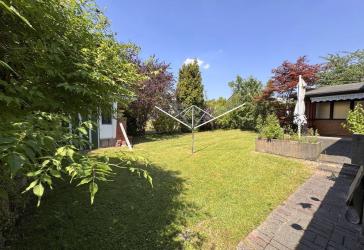 Seltene Gelegenheit in Bochum-Stiepel - Zweifamilienhaus mit Garten und viel Gestaltungspotenzial