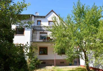 Ein- bis Zweifamilienhaus mit viel Platz in Darmstadt-Waldkolonie/Weststadt