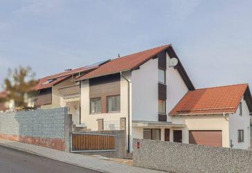 Vorschaubild Reihenendhaus
