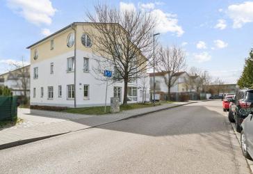 Top vermietete Praxisimmobilie mitten im Wohngebiet