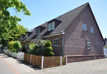 Vermietetes charmantes, vollunterkellertes Reihenendhaus mit Garage in Hannover-Misburg/Anderten