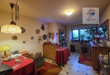 Großzügige 4,5-Zimmer-Wohnung mit zwei Balkonen und Tiefgaragenstellplatz in zentrumsnaher Wohnlage