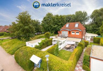 Provisionsfrei! Nordseeheilbad Carolinensiel: Doppel-Ferienhaus mit Wellnessbereich und Wintergarten in Top-Lage!