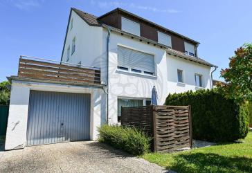 Hünstetten: Attraktives Mehrparteienhaus in Limbach!