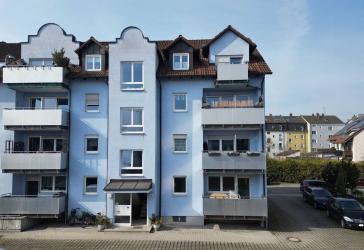 Komfortable 3-Zimmer-Wohnung nahe Zentrum mit Balkon & Stellplätzen
