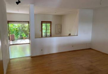 Geräumiges unterkellertes Reihenendhaus in Grossbeeren mit unverbaubarem Blick auf Naturschutzgebiet
