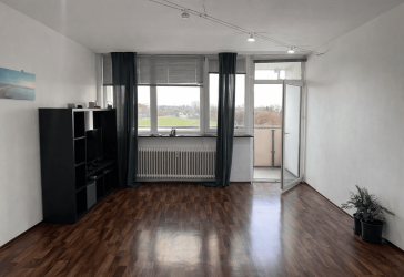 Bezugsfreie 2-Zimmer-Wohnung im 6. OG mit zwei großzügigen Südbalkonen in Erlangen-Alterlangen.