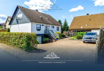 RESERVIERT-Großzügiges Einfamilienhaus mit Werkstatt, gepflegtem Garten und vielseitigem Raumangebot