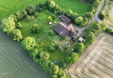 Idyllisches Leben auf dem Land mit Potenzial