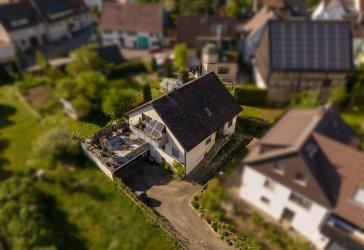 Familienglück in Dagersheim - Einfamilienhaus mit Doppelgarage