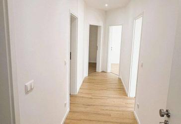 Erstbezug nach Sanierung - 4,5 Zimmer EG-Wohnung