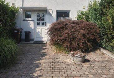 Modernisiertes Reihenmittelhaus in ruhiger Lage