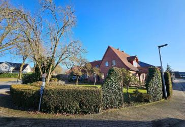 Älteres Einfamilienhaus mit Potenzial an Eigennutzer zu verkaufen.