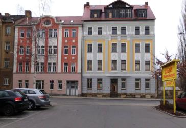 2 Mehrfamilienhäuser im Konvolut Fassadendenkmal
