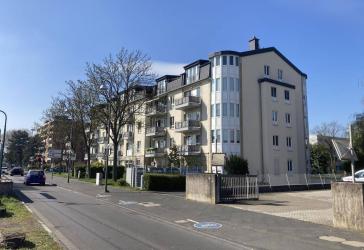 Zentrale 2 Zimmerwohnung im Dachgeschoß