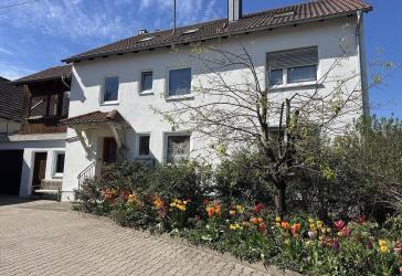 Ehemaliger Bauernhof mit Stadl, großem Grundstück und vielseitigen Nutzungsmöglichkeiten