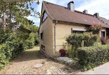 Gartenjuwel in Kiel-Hammer - Doppelhaushälfte mit großem Grundstück und viel Gestaltungspotenzial