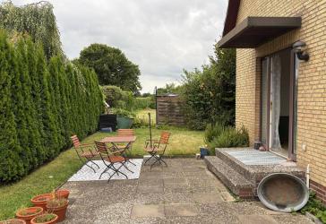 DHH mit Terrasse und Garten – modernisiert, gepflegt und bald bezugsfrei