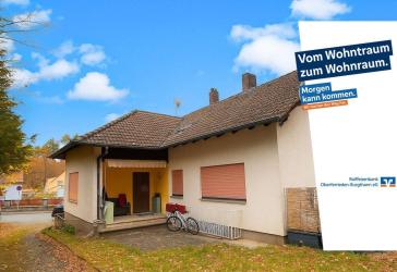 Massiv gebautes Mehrfamilienhaus mit 3 Einheiten