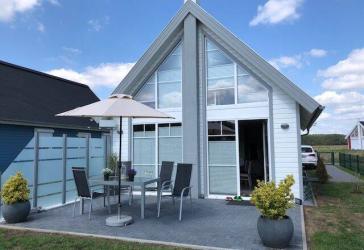 Traum- Ferienhaus mit Wasser und Hafenblick in Wandlitz OT Zerpenschleuse, PROVISIONSFREI !