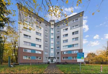 Modernisierte 4.-Zi.-Eigentumswohnung in gepflegter Wohnanlage mit Aufzug und Garage