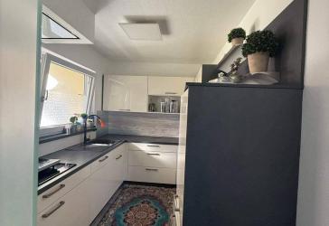 4 Zimmer Wohnung *neu saniert* Traunreut zu verkaufen