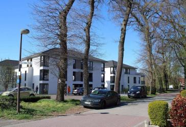 A+ Energielevel: 3-Zi. -Wohnung, 84m², Bürgervilla – Erstbezug in Lingen-Laxten, EBK, Gäste WC, Tiefgarage, Terrasse, Wärmepumpe, ab 02.2027