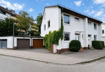 Nießbrauch! Attraktive Doppelhaushälfte mit Garten und Modernisierungsbedarf in München-Laim
