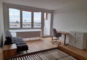 ++TOP renovierte 4 ZKB++großer Südbalkon++2 Bäder++Küche++möbliert