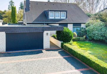 Zeitloses, lichtdurchflutetes Einfamilienhaus in bester Lage von Papenburg - Untenende