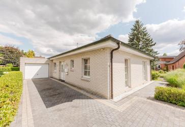 Freistehender Bungalow mit Garage in Uelsen