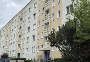 3-Raumwohnung in der Maxim-Groki-Str. 6zur Selbstrenovierung zu vermieten