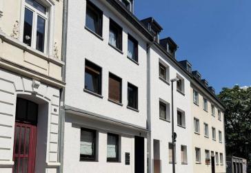 PROVISIONSFREIES MFH in Köln-Mülheim | 4 WE | teilmodernisiert | Ausbaupotenzial | Sofort entmietbar