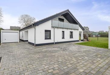 Neuwertiges Wohnen mit Stil, Effizienz und Zukunftsgefühl in Erkelenz!