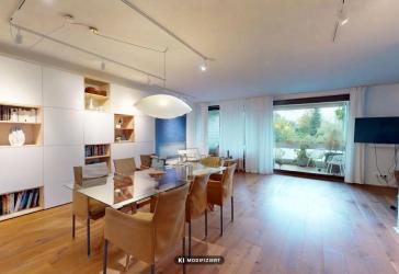 Großzügige Vier-Zimmer-Wohnung mit drei Balkonen und TG-Stellplatz im Dichterviertel