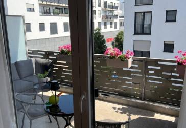 47124/54 Geräumige 2-Zimmer-Wohnung mit großem Balkon