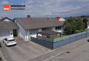 Gepflegter Bungalow mit Garage, überdachter Terrasse und sonnigem Garten in ruhiger Wohnlage in Aham