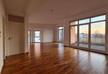 Exklusives barrierefreies Penthouse mit Fernblick in Innenstadtlage von Homburg