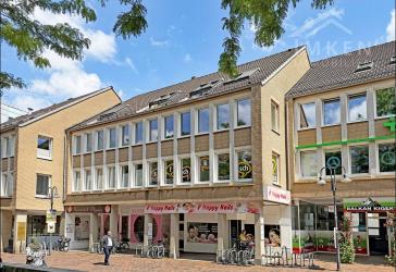 Flexible Büroetage mit zwei separat nutzbaren Bereichen in der Pinneberger Fußgängerzone.