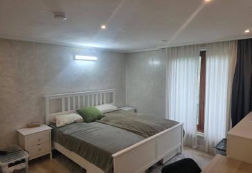 Helle 2-Zimmer-Wohnung mit Balkon und Einbauküche