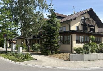 Kapitalanlage in Bad Füssing: Großzügiges, renovierungsbedürftiges Apartmenthaus