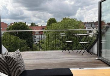Sehr charmante Altbauwohnung mit Dachterrasse und traumhaftem Weitblick im Katharinenviertel