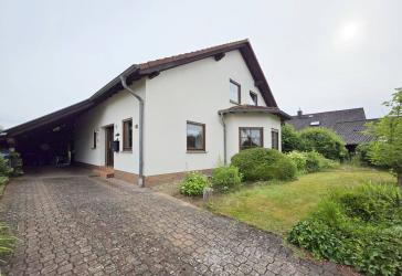 EFH in Saarlouis-Picard mit idyllischem Garten