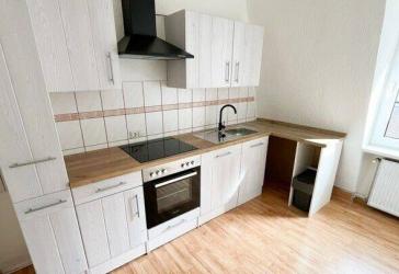 Modern und großzügig - 2-Raum-Wohnung mit Einbauküche direkt im Zentrum von Annaberg-Buchholz!!