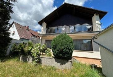 Wohnhaus mit Nebengebäude in Dechsendorf...Platz, Platz, Platz!