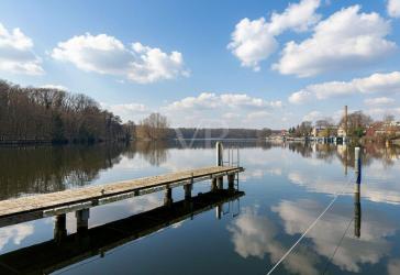 Exklusives Wohnen am Wasser - Luxuswohnung mit unverbaubarem Blick auf Müggelsee und Müggelberge