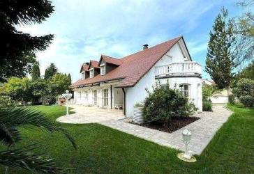 Vorschaubild Villa