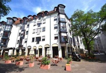 Zwei zentrale Büro- und Praxisflächen in der BI-Altstadt