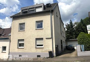 Kapitalanlage - Dreiparteienhaus mit Garage und schönem Garten in Bergisch-Gladbach Heidkamp