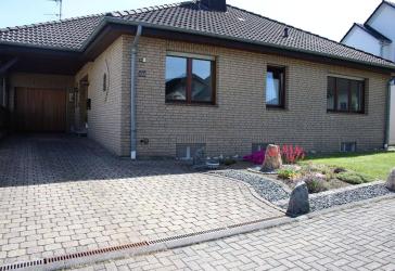 Großzügige 3-Zimmerwohung in ruhiger Aussichtslage